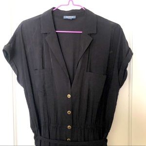 ModCloth button up black jumper